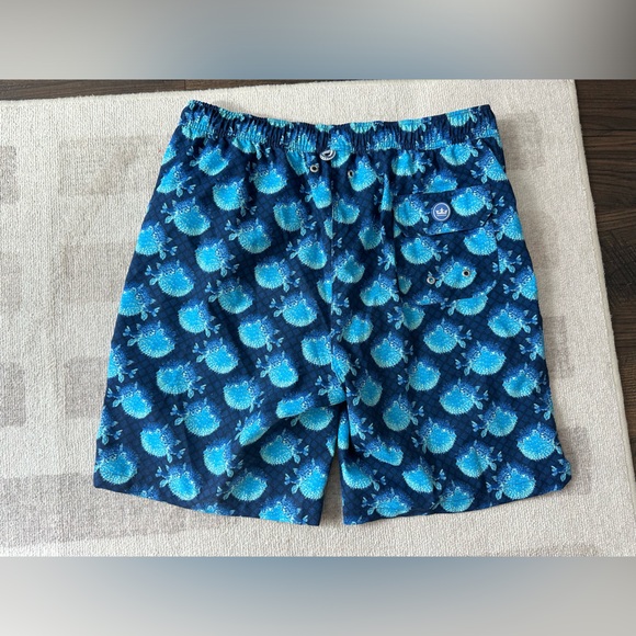 Peter Millar Men’s Seaside Collection Puffer Fish Lined Swim Trunks Blue (Sz M) - Picture 2 of 7
